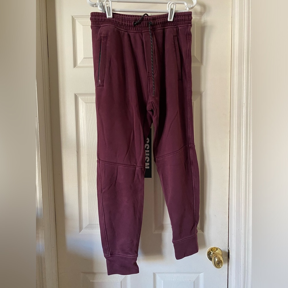 American eagle joggers
